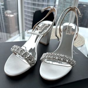 NEW Badgley Mischka Nadine heels